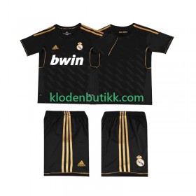 Real Madrid 2011 2012 Barn Retro Borte Fotballdrakt Kortermet